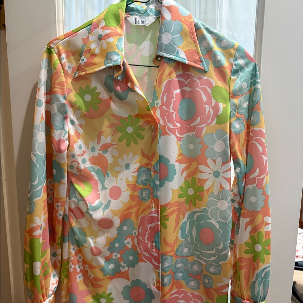 VINTAGE Pink and Orange Button Down Shirt with Retro Floral Print